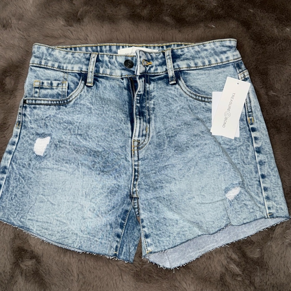 Treasure & Bond shorts